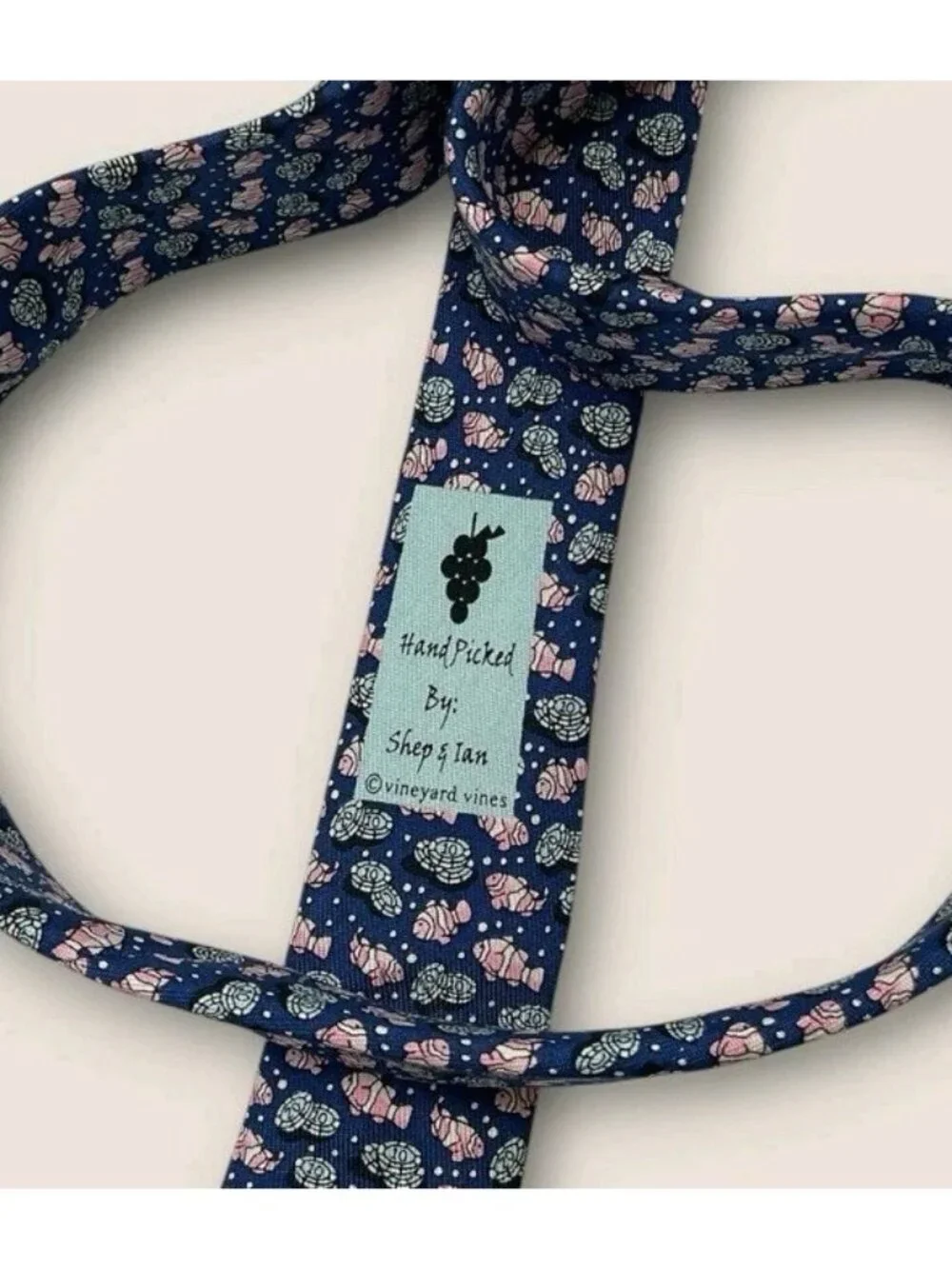 VINEYARD VINES Silk Tie USA XL Blue Pink Fish Coin W:3.7